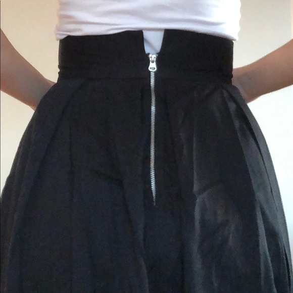 Skirt - Picture 3 of 3